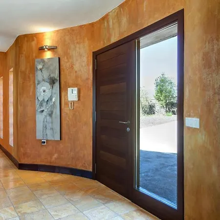 Sleeps 8 Pool Wifi Villa Tetir