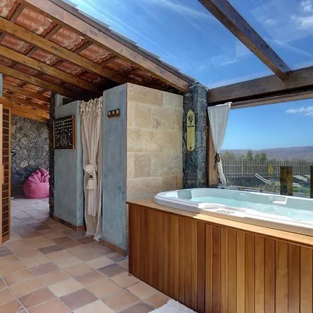 Sleeps 8 Pool Wifi Villa Tetir