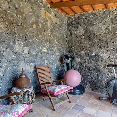 Sleeps 8 Pool Wifi * Tetir