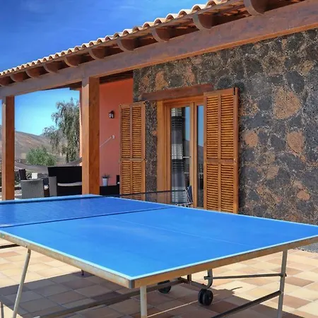Sleeps 8 Pool Wifi Villa Tetir